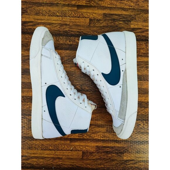 Nike Men\'s Sneakers Blazer Mid \'77 White Leather Sneakers Size 8 US main image 7